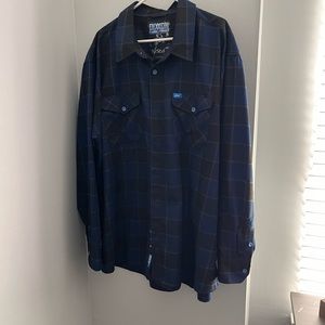 Dixxon flannel men’s long sleeve button down. Never worn.  Size 4XL